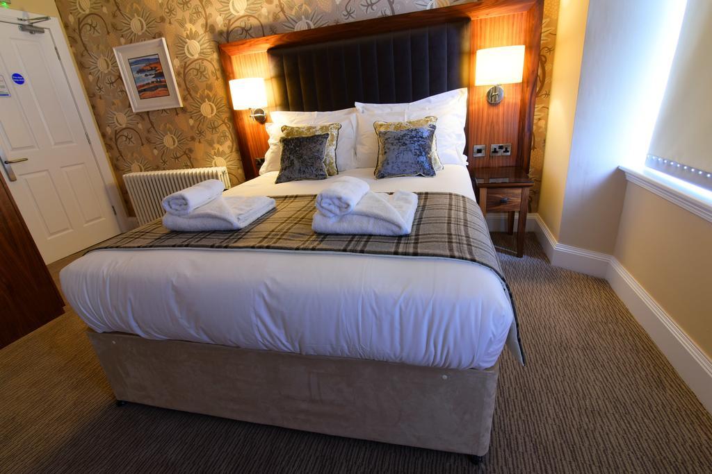 The Townhouse Aberfeldy - Rooms & Breakfast Екстериор снимка